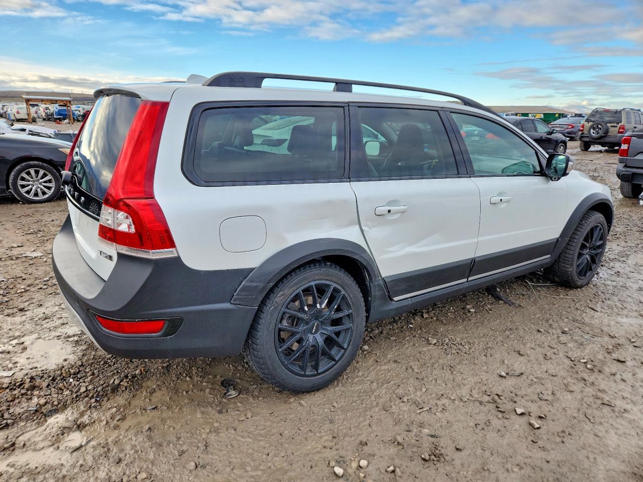 2016 VOLVO XC70 T5 CLASSIC PLATINUM photo 3