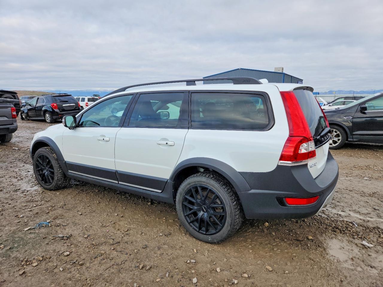 2016 VOLVO XC70 T5 CLASSIC PLATINUM photo 2
