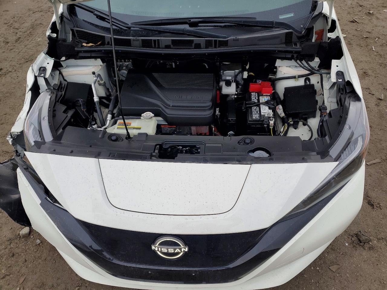 2023 NISSAN LEAF S photo 11