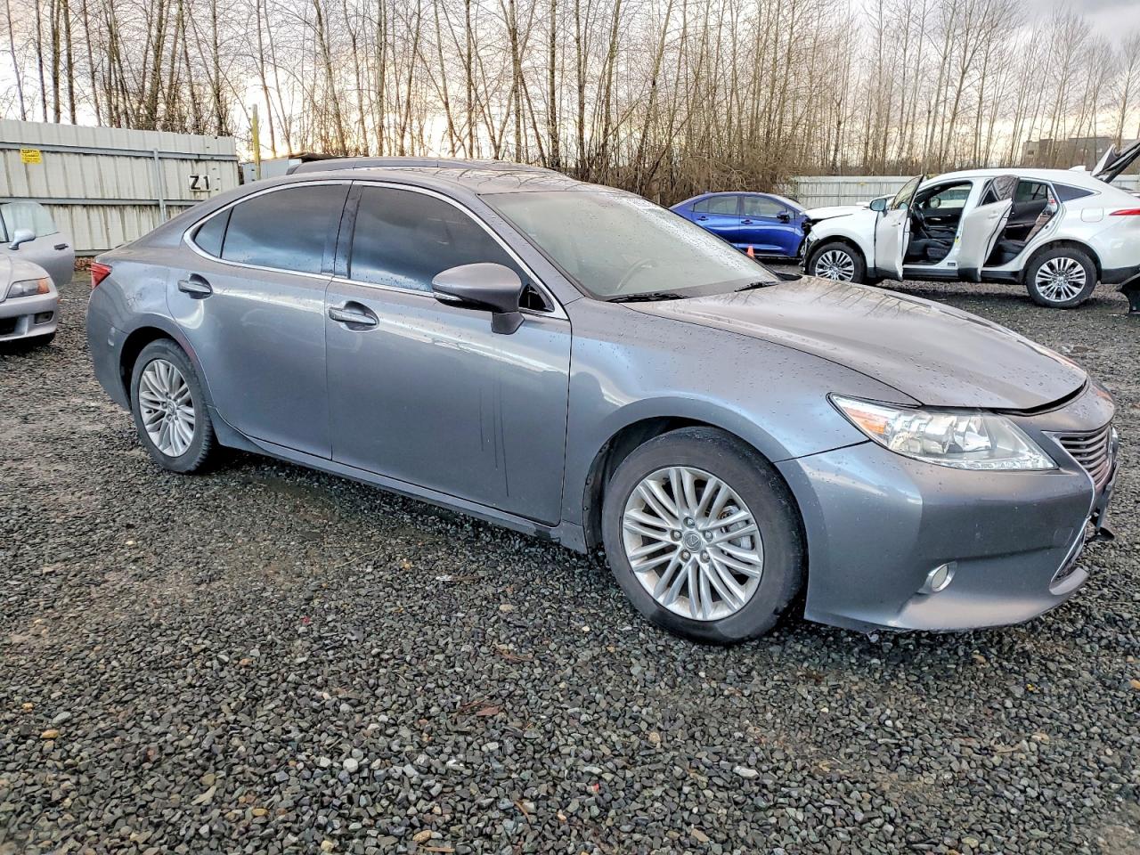2013 LEXUS ES 350 photo 4