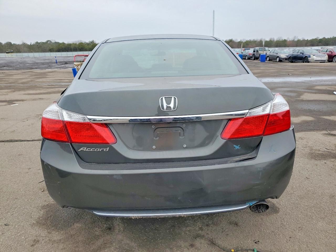 2013 HONDA ACCORD LX photo 6