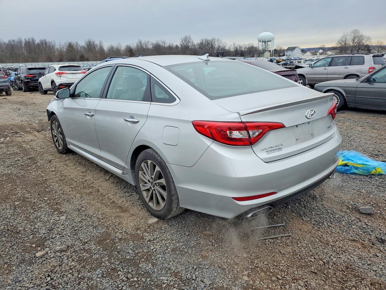 2017 HYUNDAI SONATA SPORT photo 2