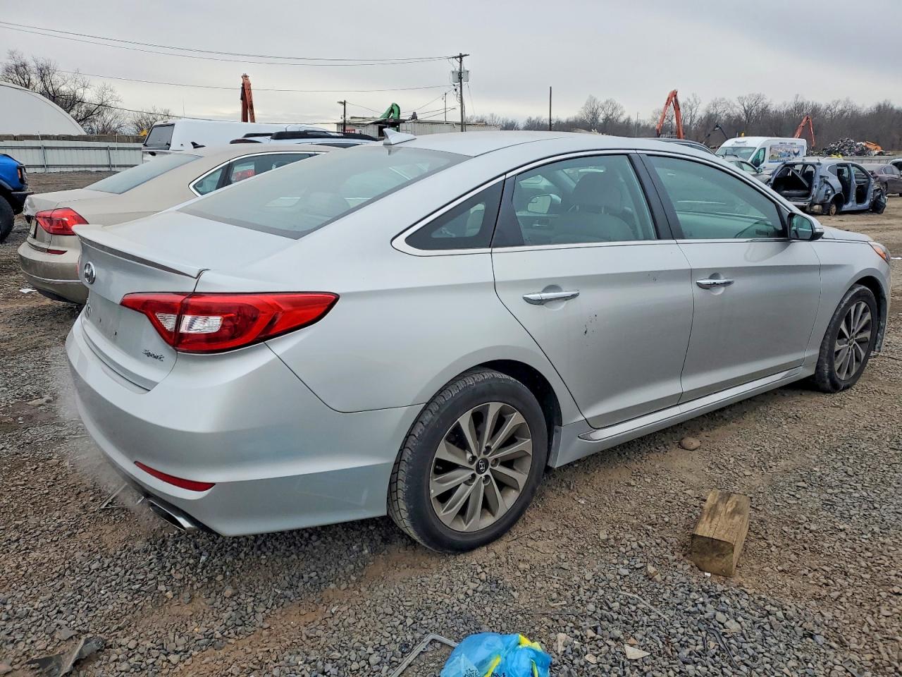 2017 HYUNDAI SONATA SPORT photo 3