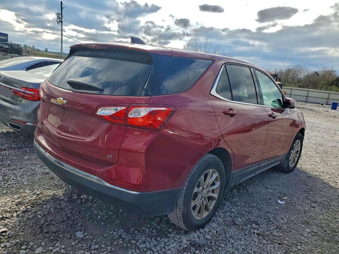 2018 CHEVROLET EQUINOX LT photo 3