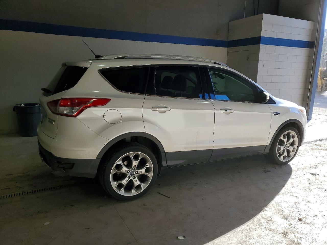 2015 FORD ESCAPE TITANIUM photo 3