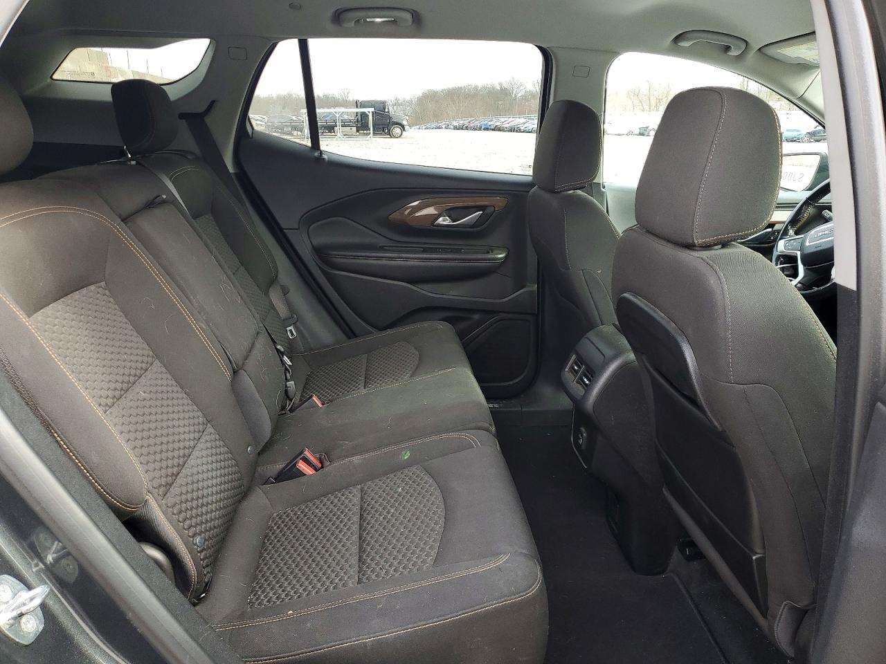 2018 GMC TERRAIN SLE photo 11