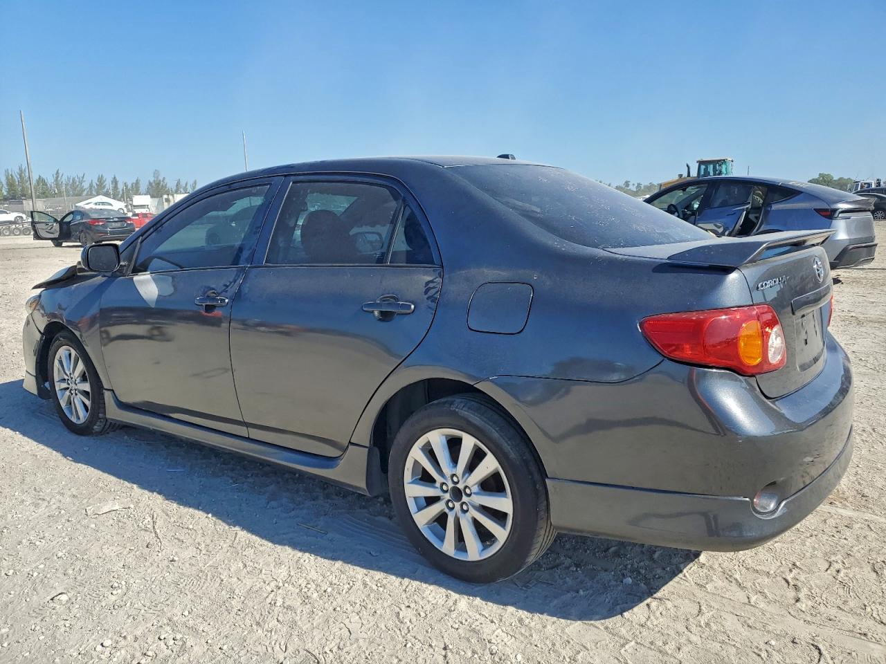 2010 TOYOTA COROLLA BASE photo 2