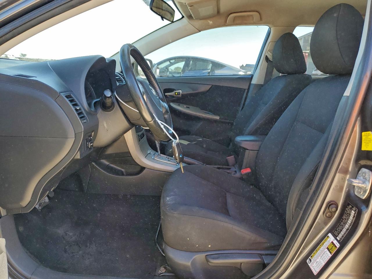 2010 TOYOTA COROLLA BASE photo 7