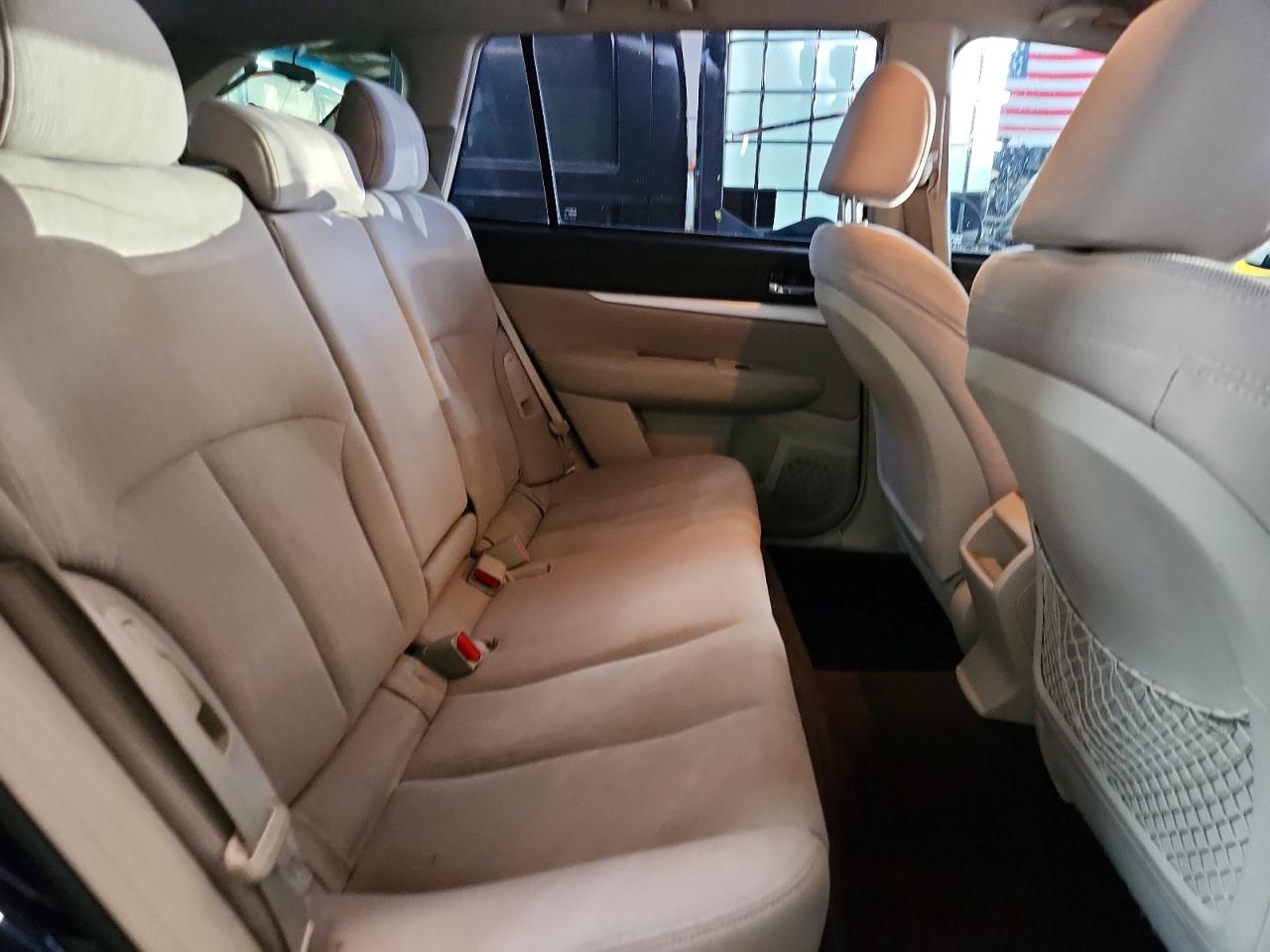 2014 SUBARU OUTBACK 2.5I photo 11