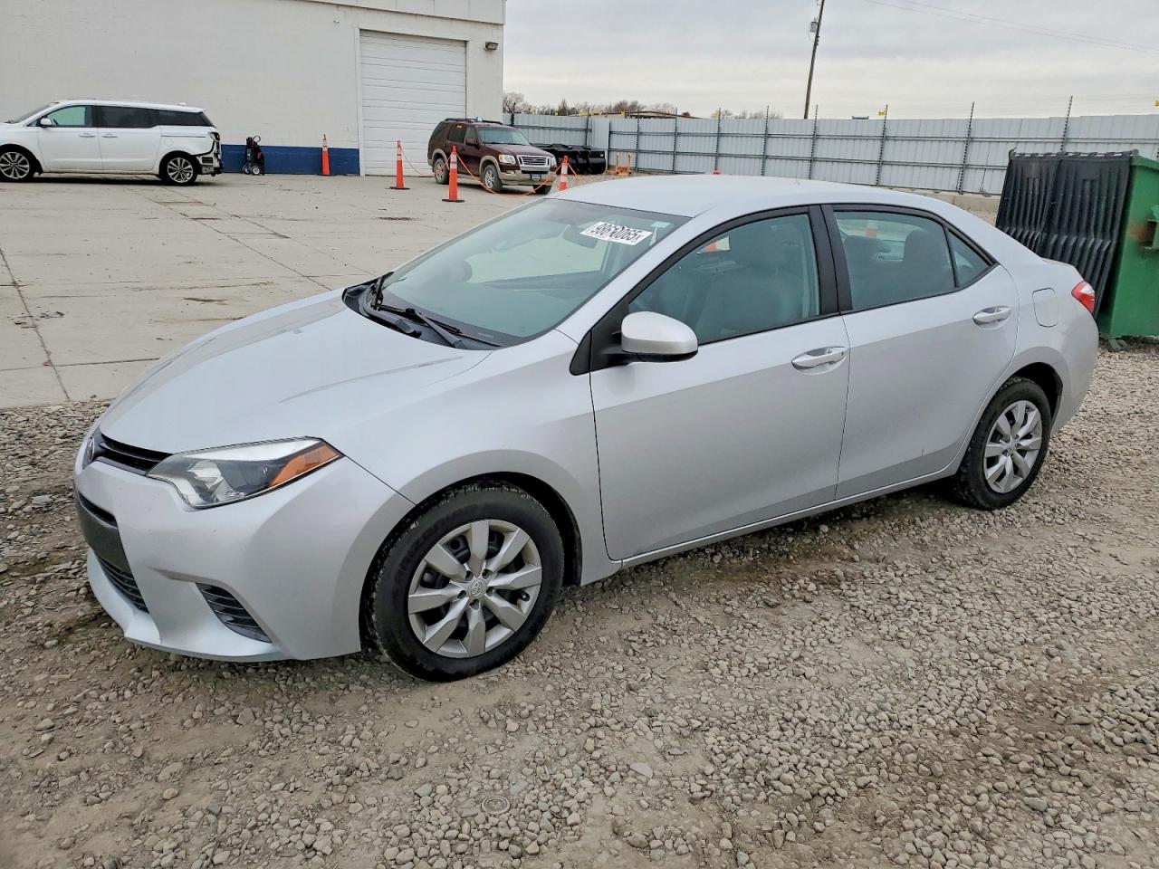 2015 TOYOTA COROLLA