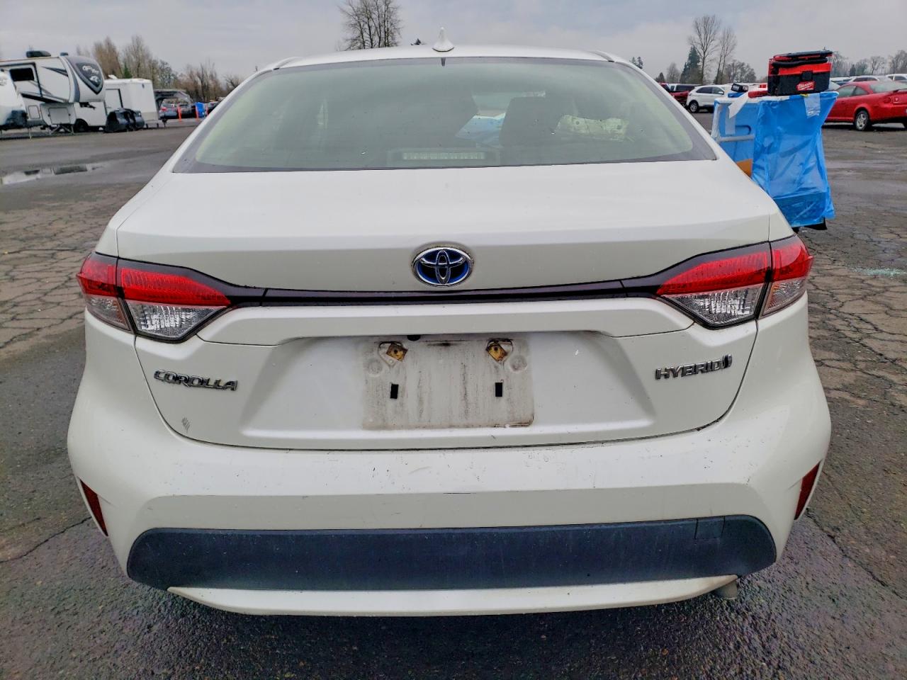 2021 TOYOTA COROLLA LE photo 6