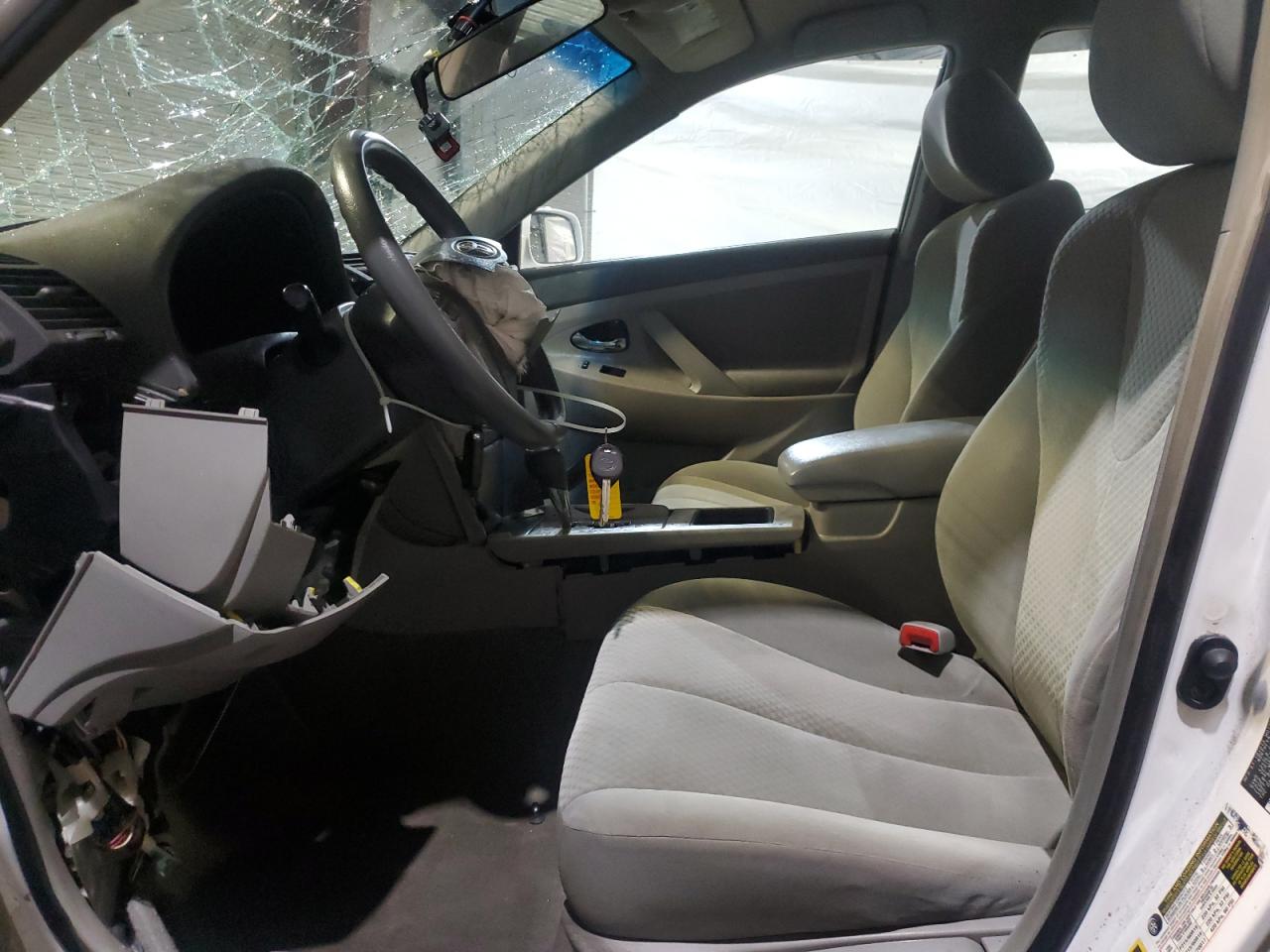 2009 TOYOTA CAMRY BASE photo 7