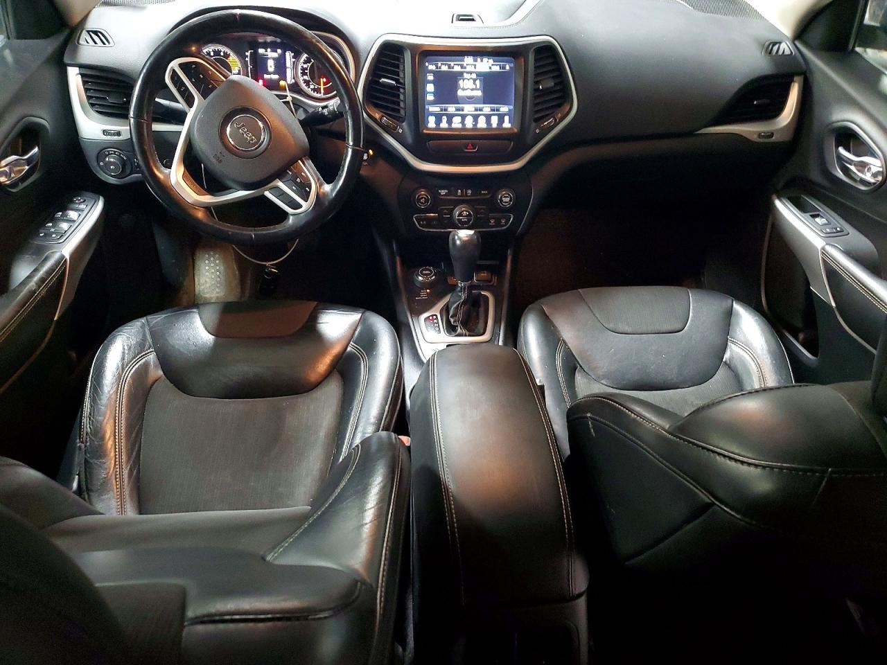 2018 JEEP CHEROKEE LATITUDE PLUS photo 8