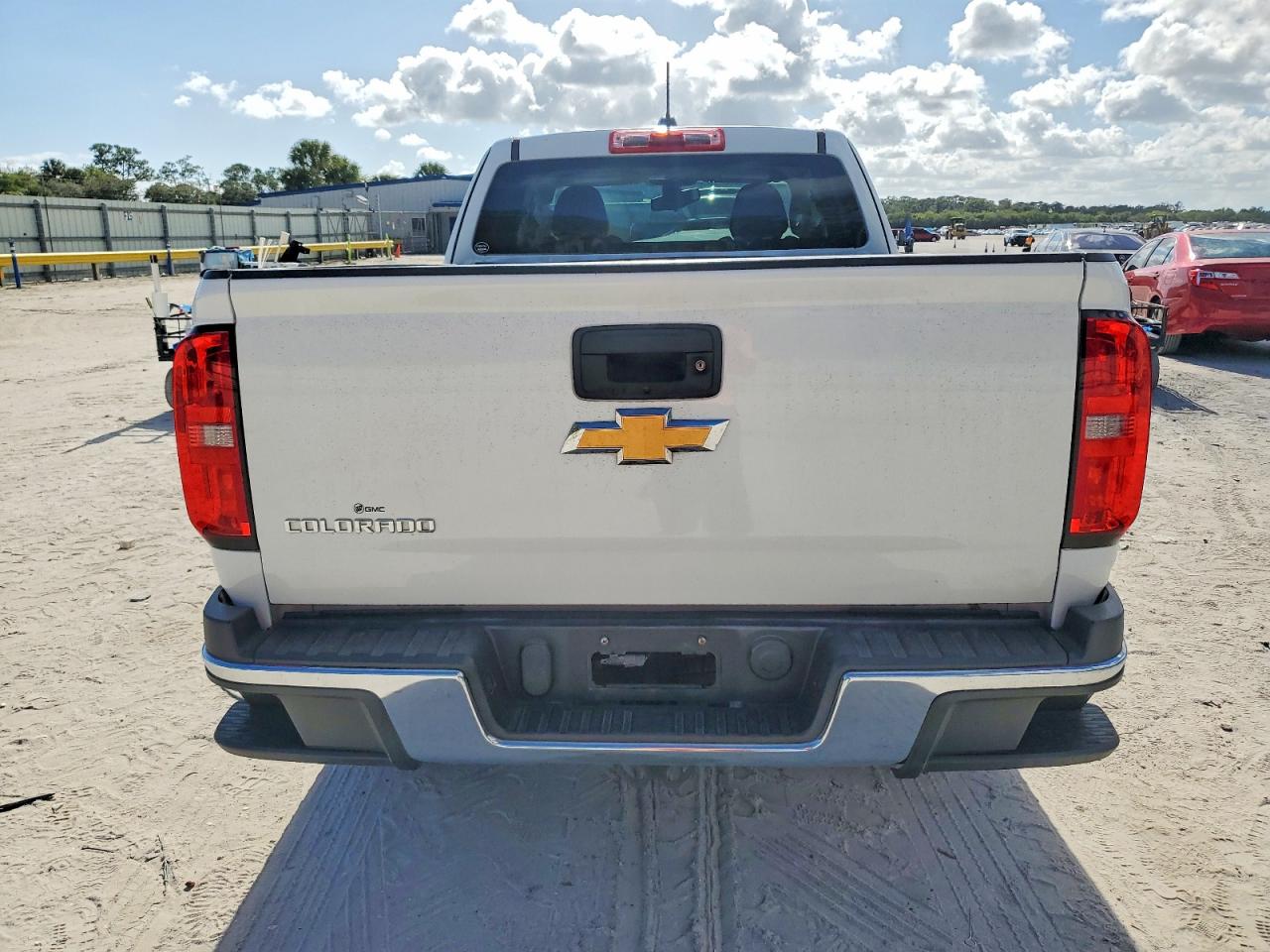 2019 CHEVROLET COLORADO photo 6