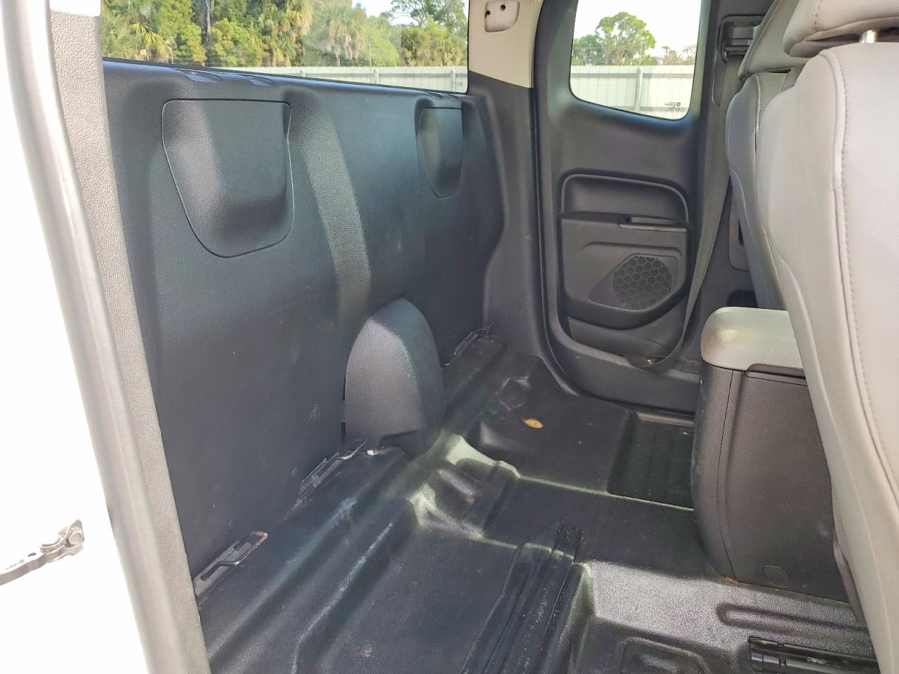 2019 CHEVROLET COLORADO photo 10