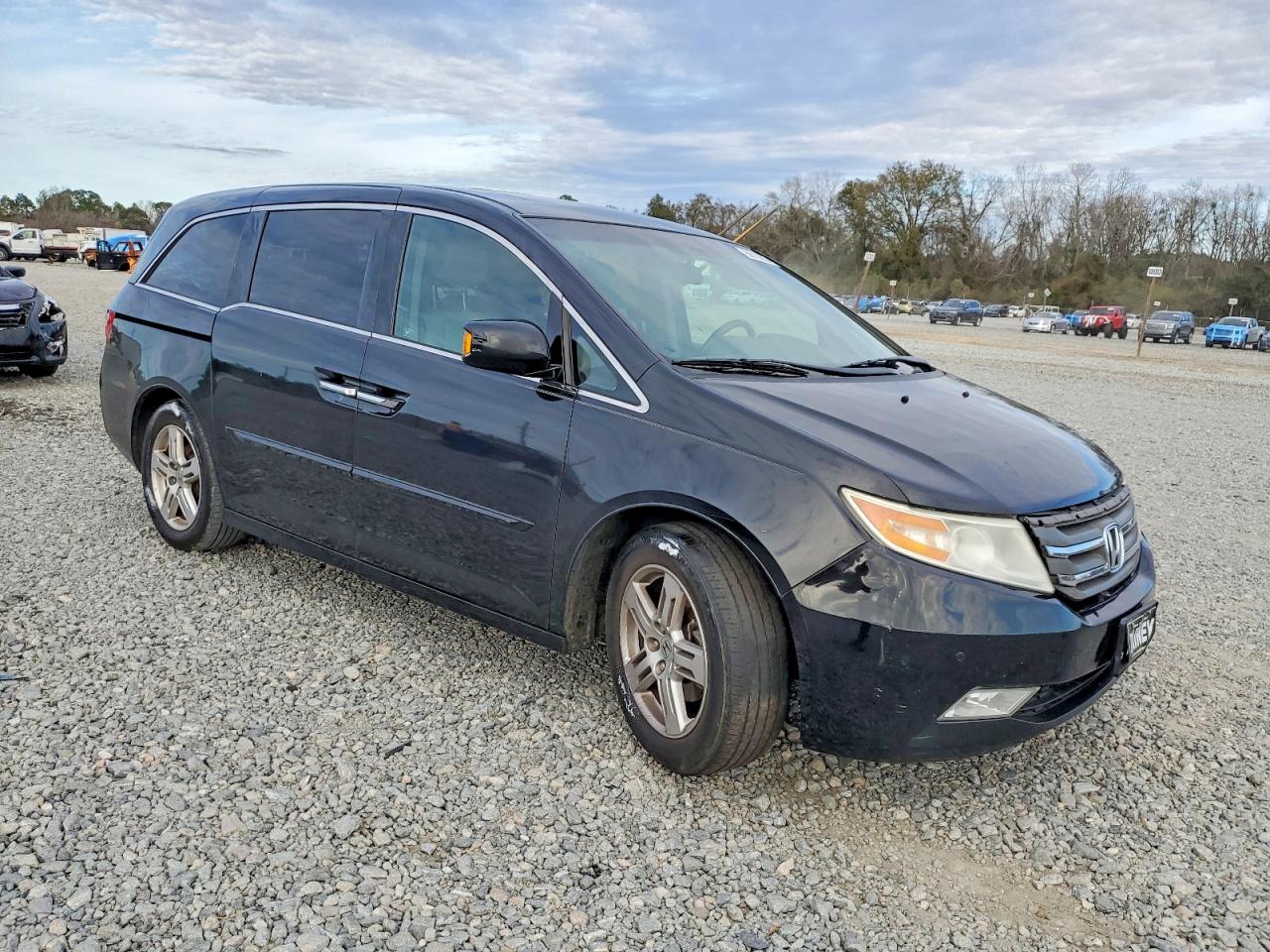 2012 HONDA ODYSSEY TOURING photo 4