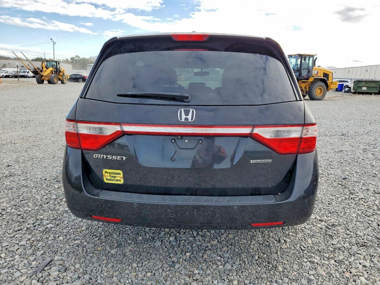 2012 HONDA ODYSSEY TOURING photo 6