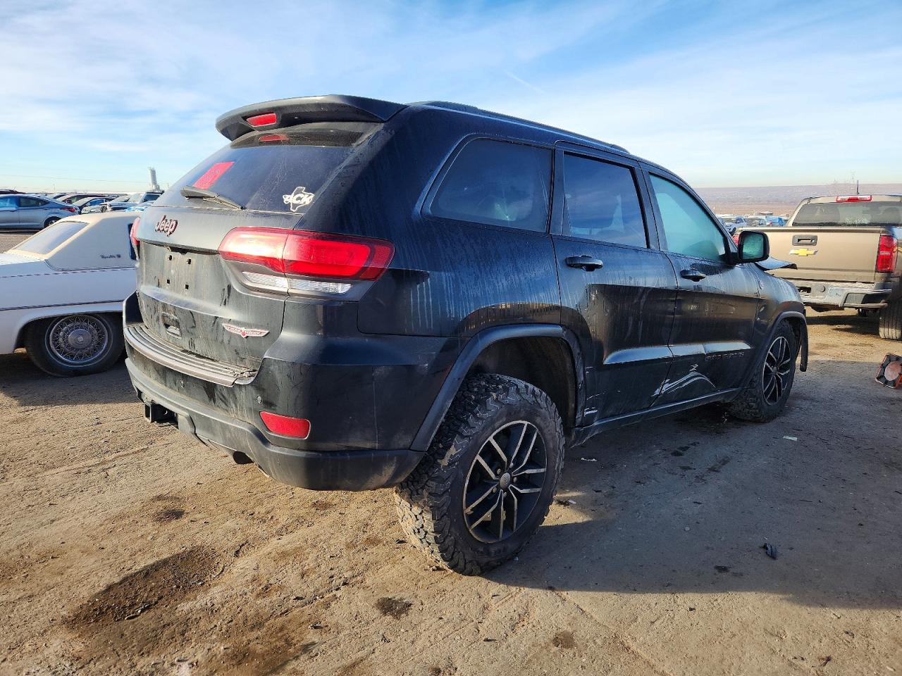 2018 JEEP GRAND CHEROKEE TRAILHAWK photo 3