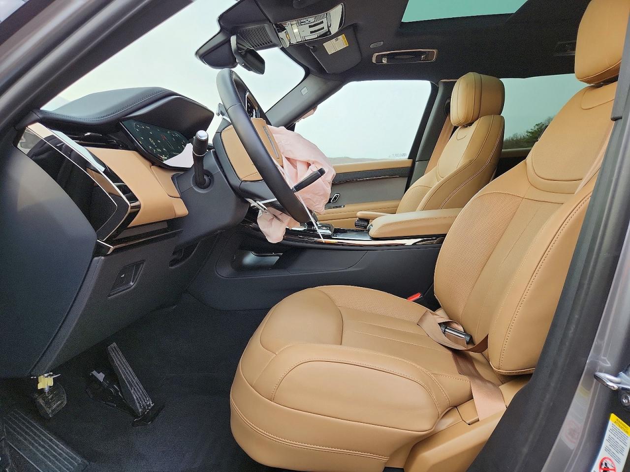 2025 LAND ROVER RANGE ROVER SPORT SE photo 7