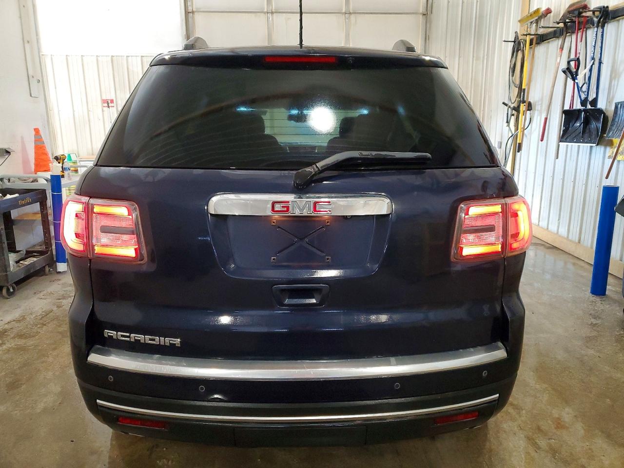 2015 GMC ACADIA SLE photo 11