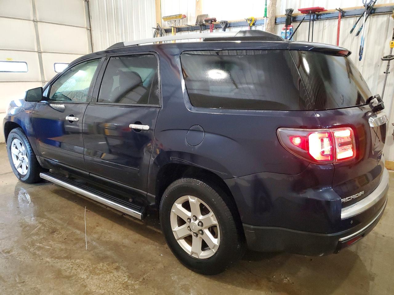 2015 GMC ACADIA SLE photo 3
