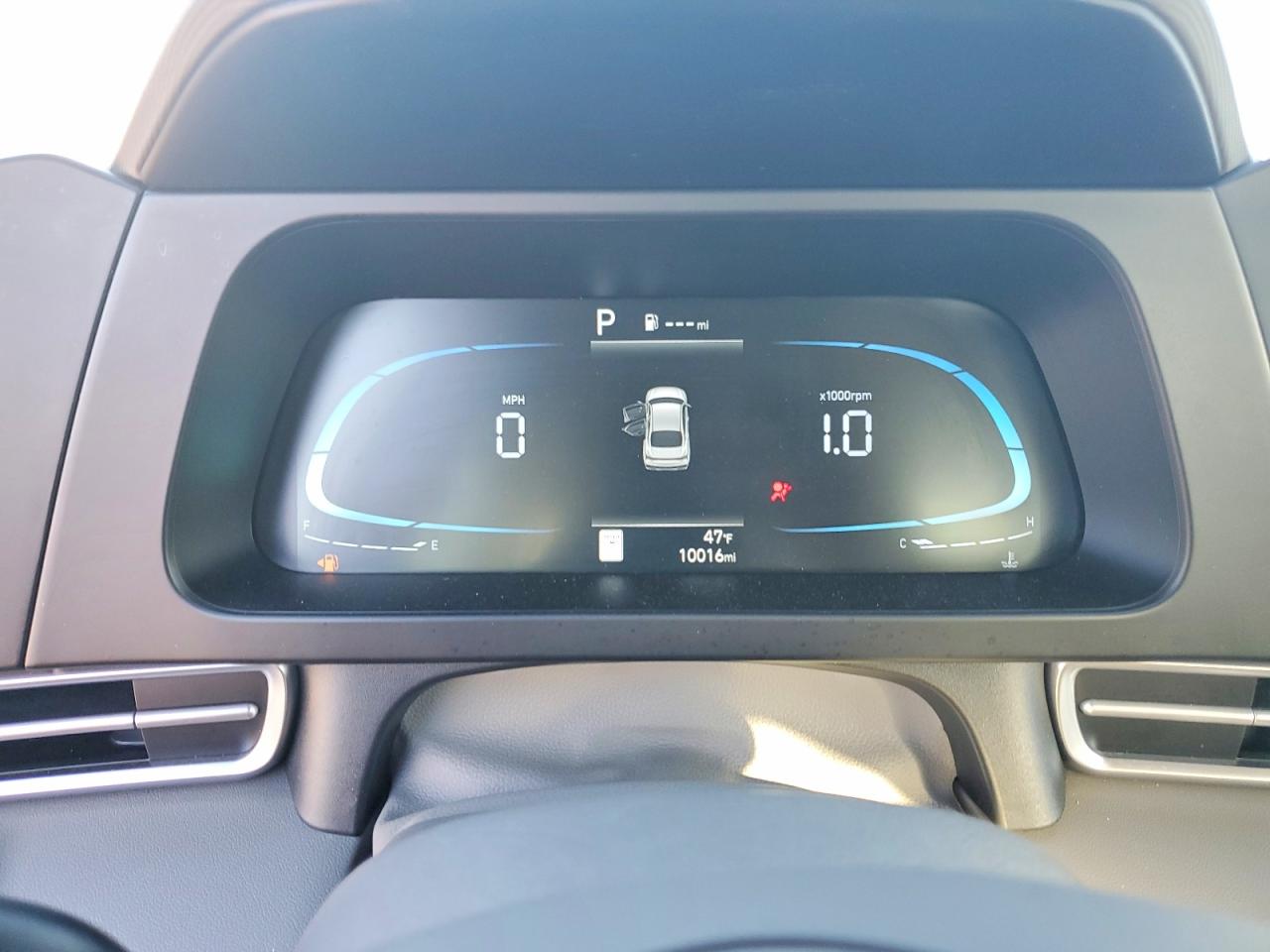2025 HYUNDAI ELANTRA SEL SPORT photo 9