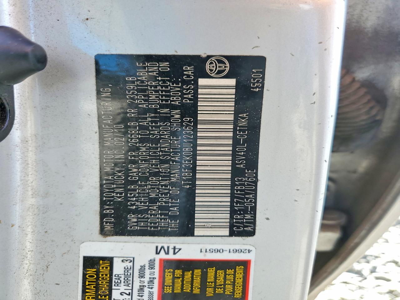 2011 TOYOTA CAMRY BASE photo 13