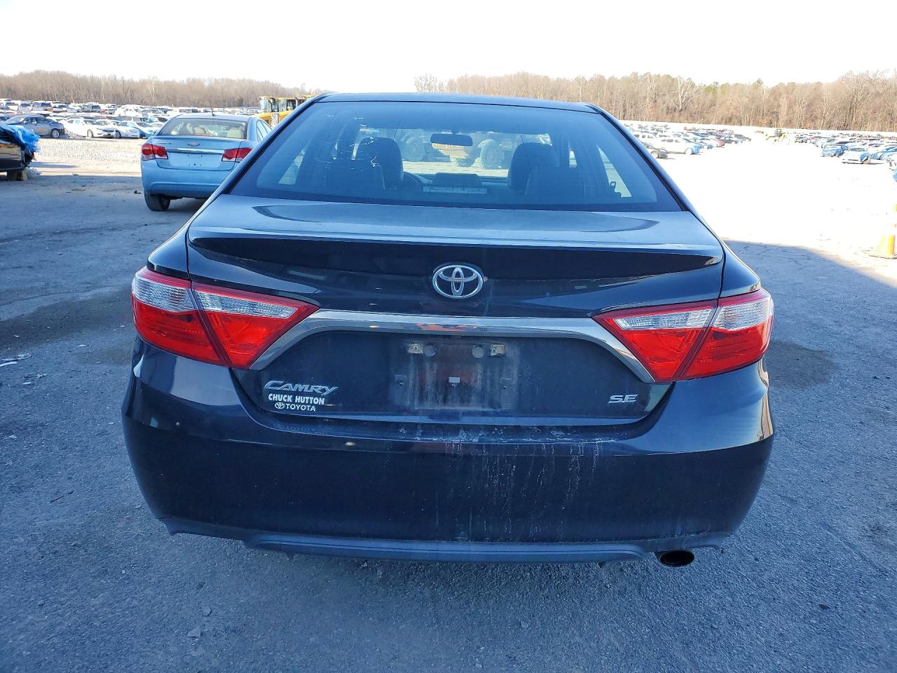 2017 TOYOTA CAMRY LE photo 6