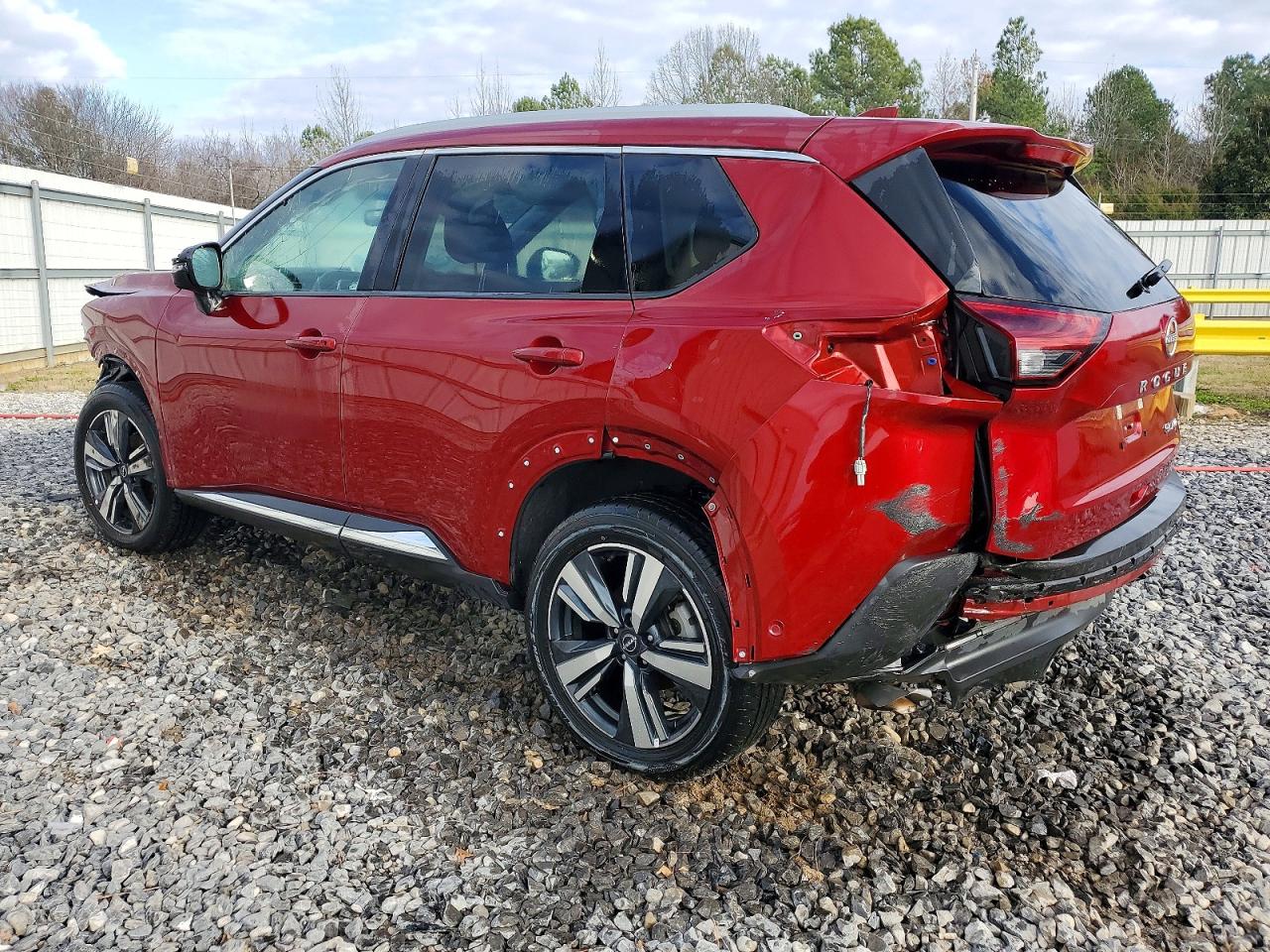 2023 NISSAN ROGUE SL photo 2