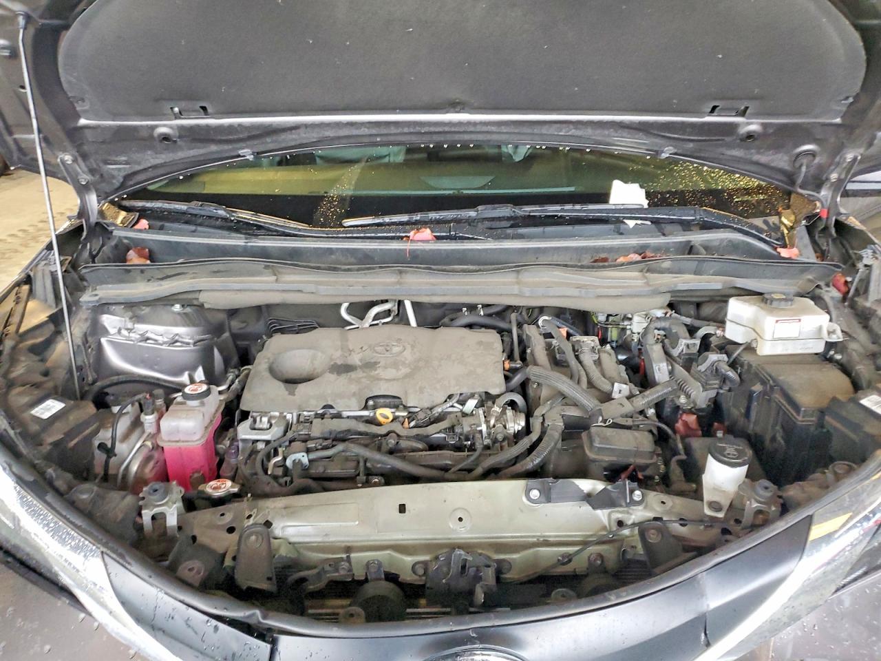 2022 TOYOTA SIENNA LE photo 12