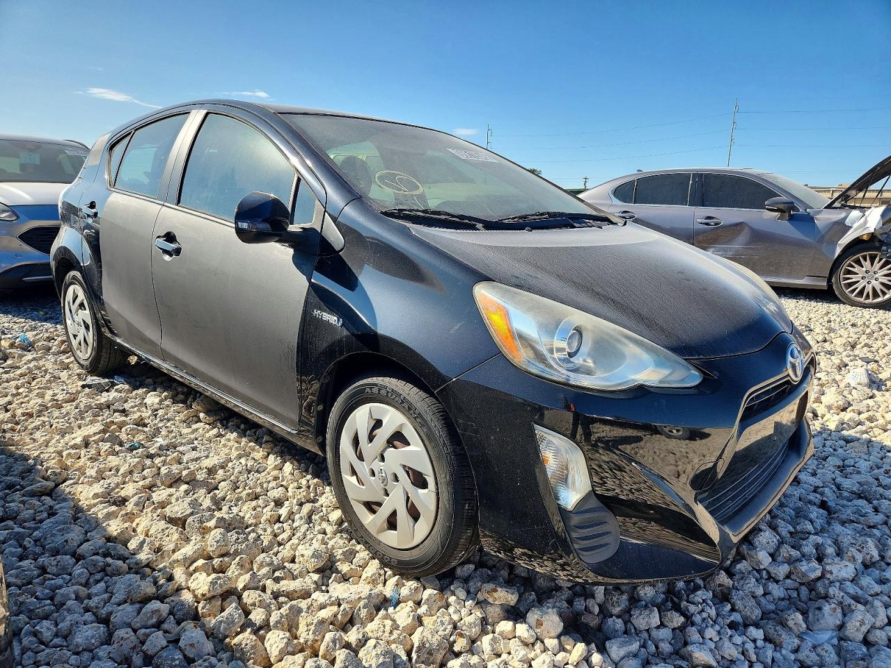 2016 TOYOTA PRIUS C photo 4