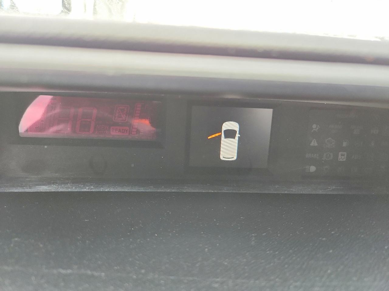2016 TOYOTA PRIUS C photo 9