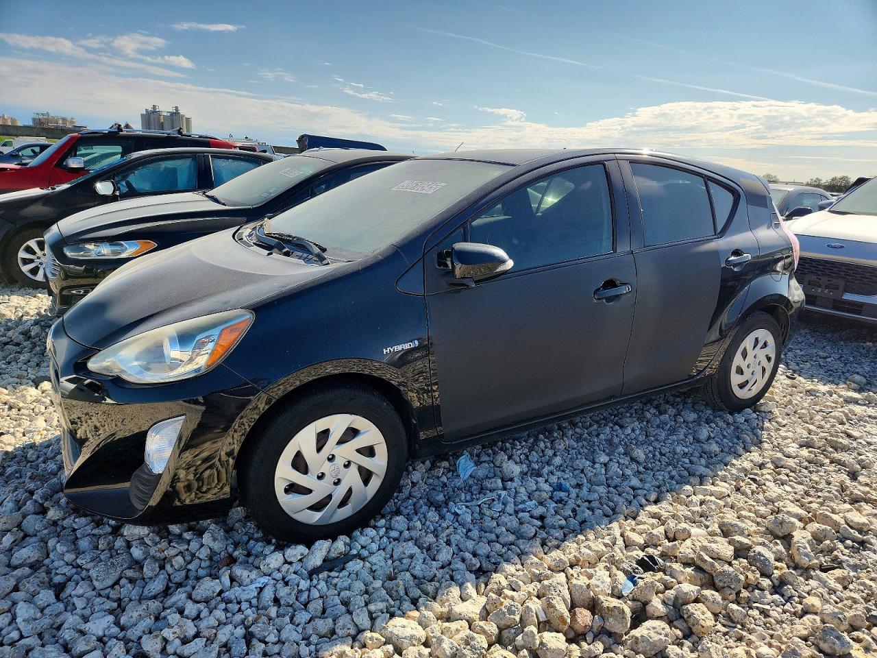 2016 TOYOTA PRIUS C
