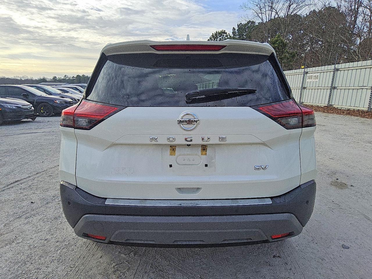 2021 NISSAN ROGUE SV photo 6