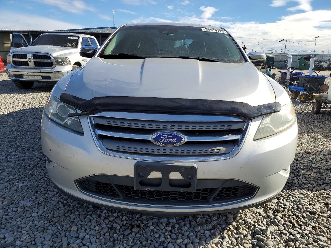 2011 FORD TAURUS LIMITED photo 5