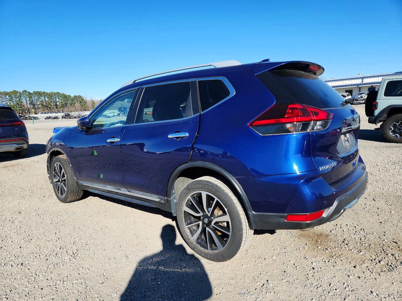 2019 NISSAN ROGUE S photo 3