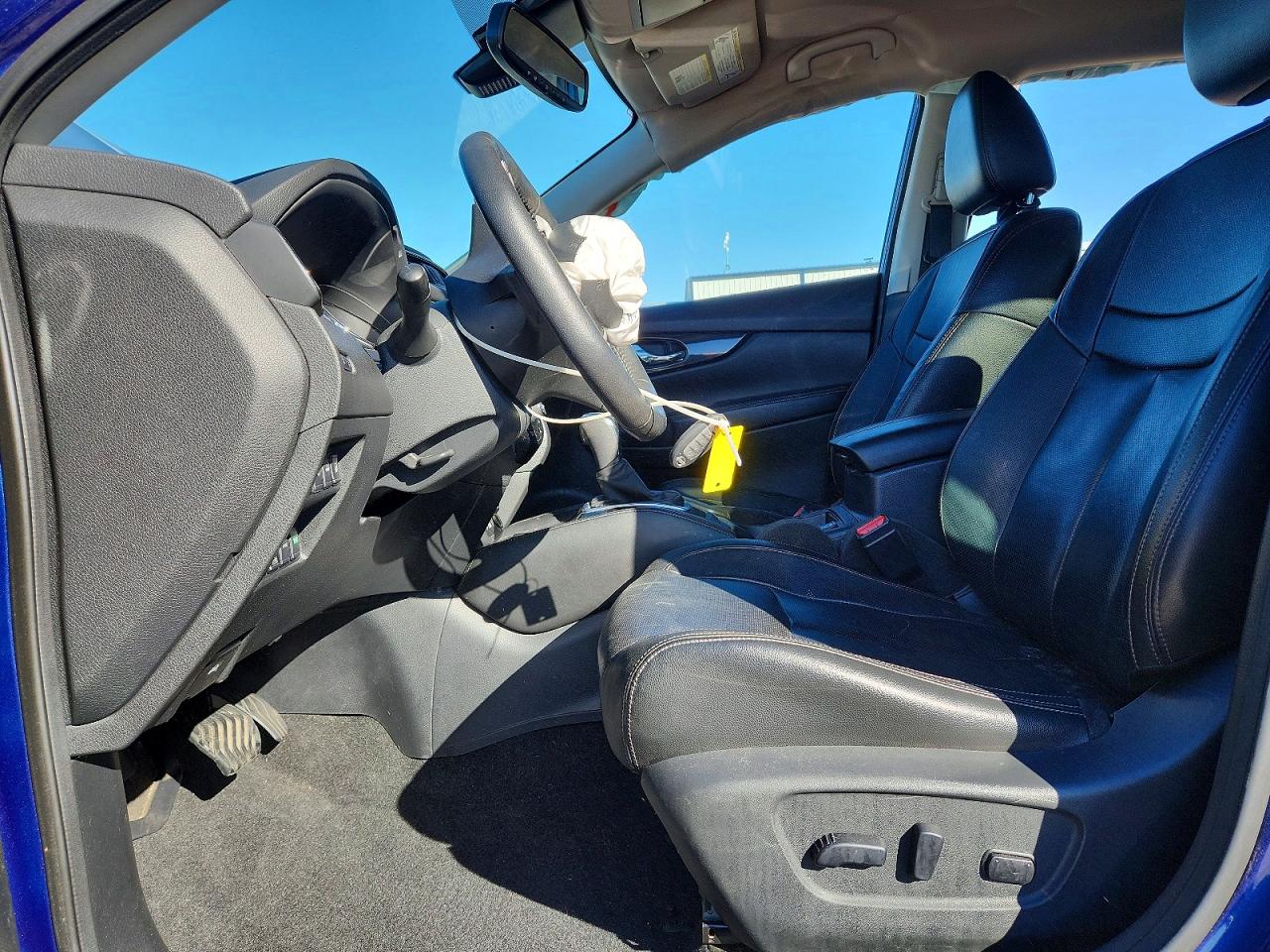 2019 NISSAN ROGUE S photo 13