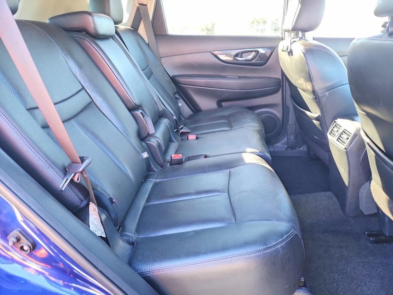 2019 NISSAN ROGUE S photo 21