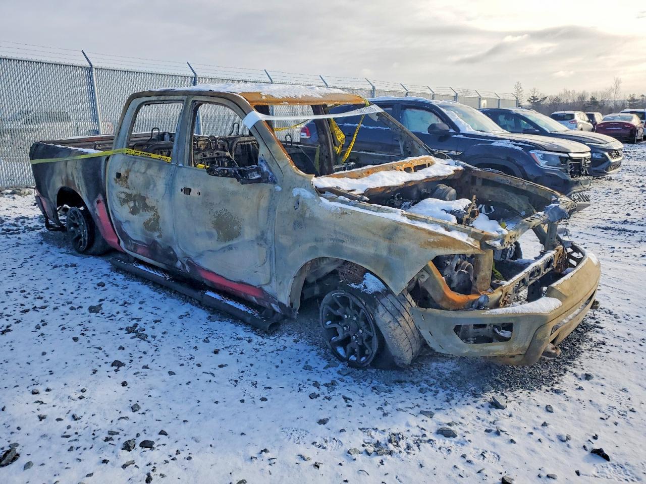 2021 RAM 1500 CLASSIC SLT photo 4