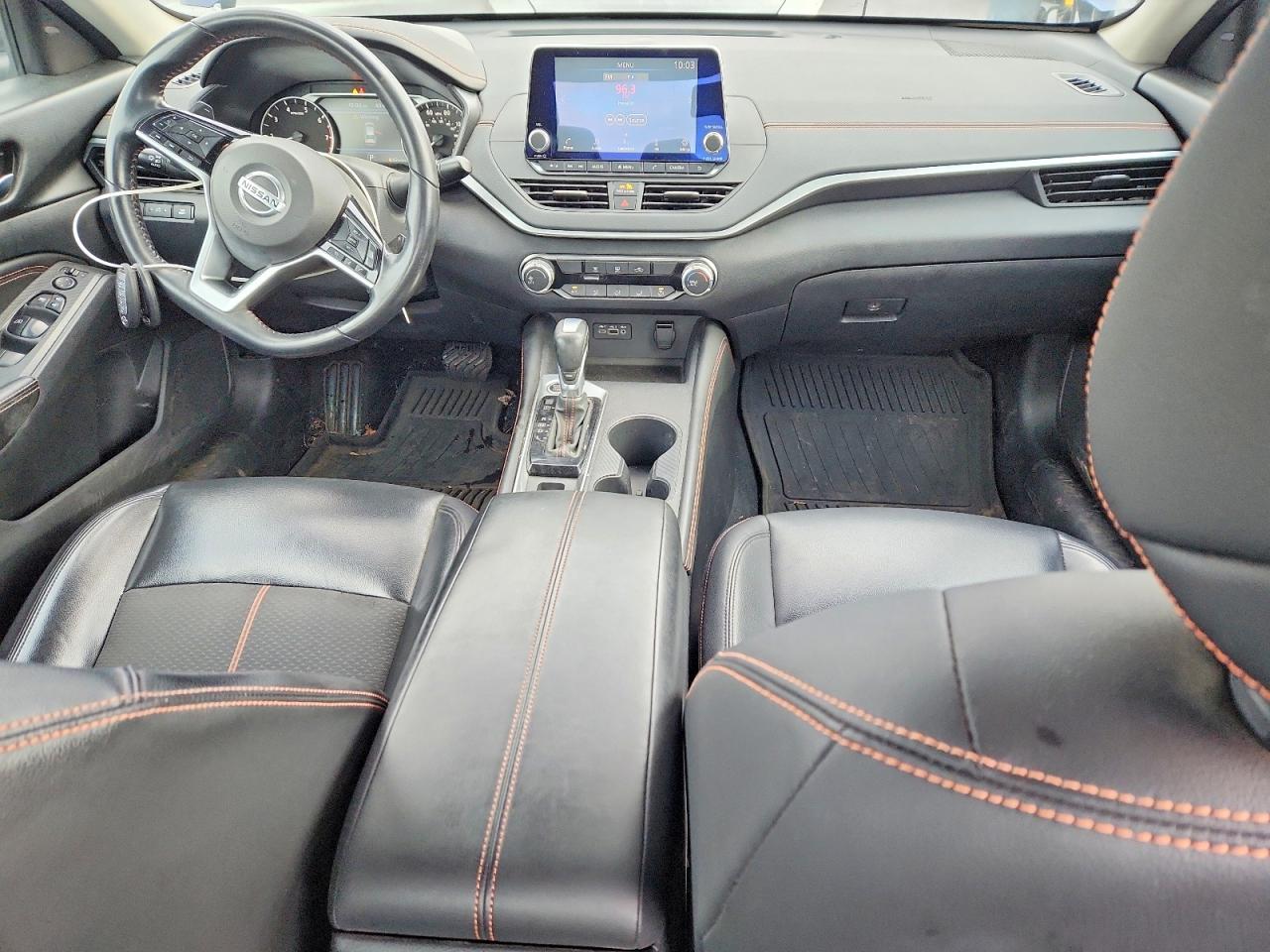 2019 NISSAN ALTIMA SR photo 8
