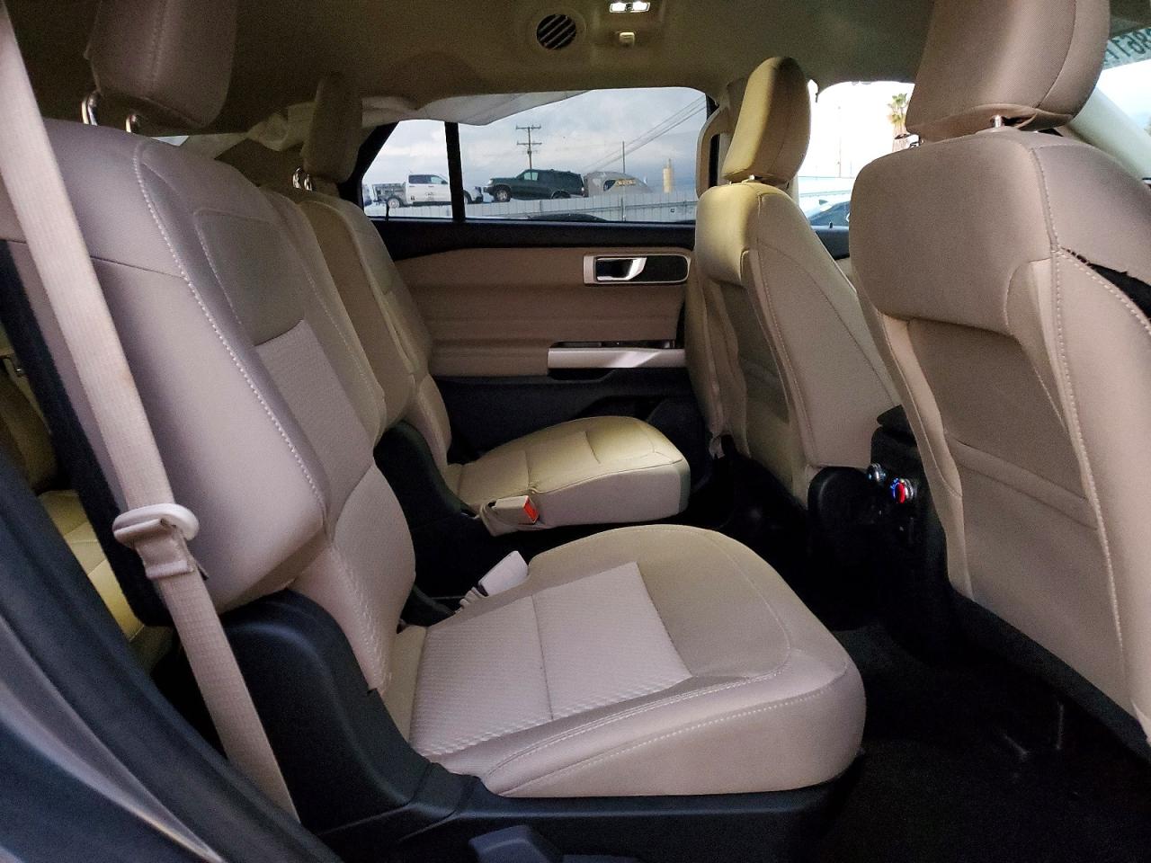 2023 FORD EXPLORER XLT photo 11