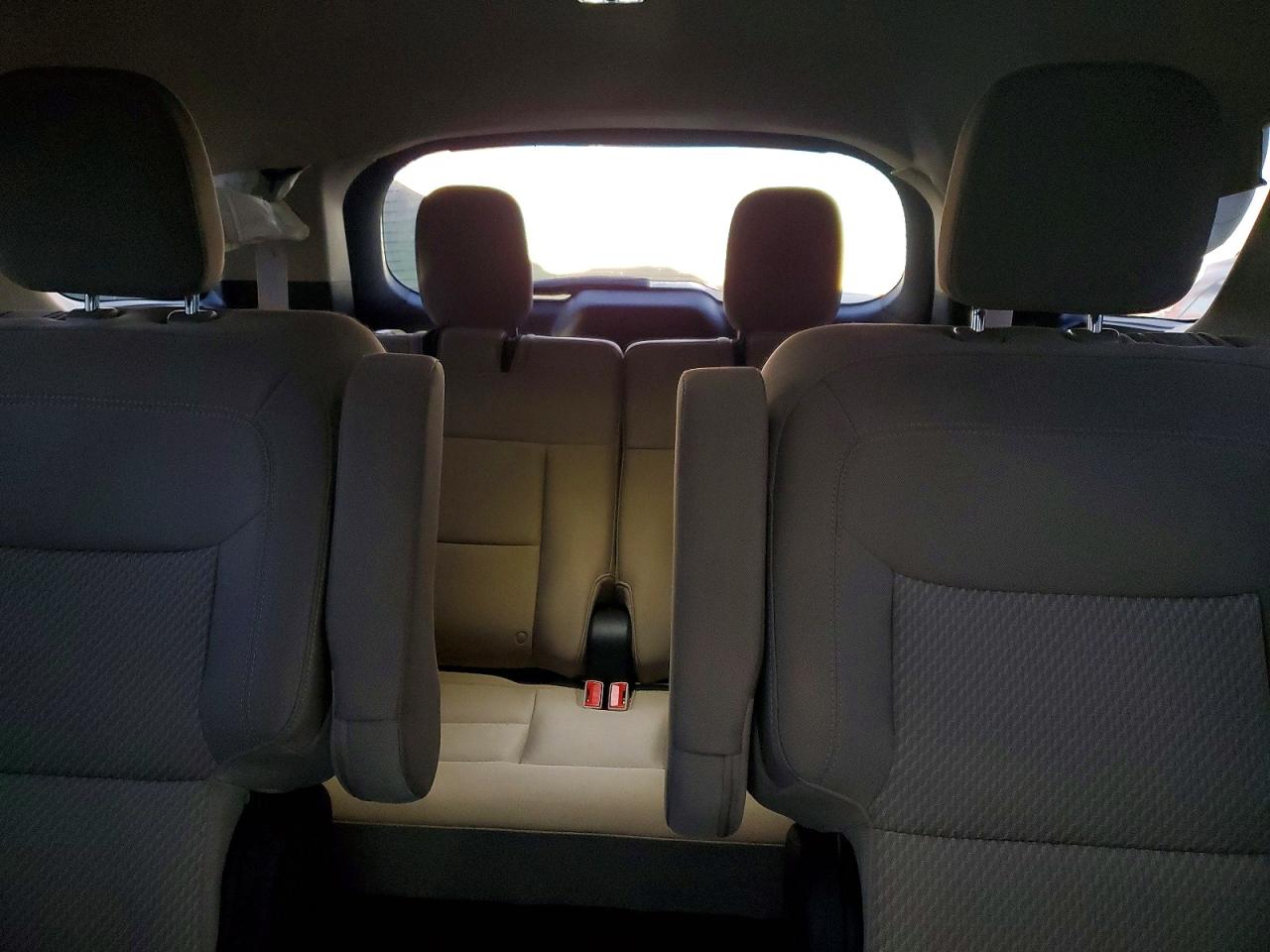 2023 FORD EXPLORER XLT photo 10
