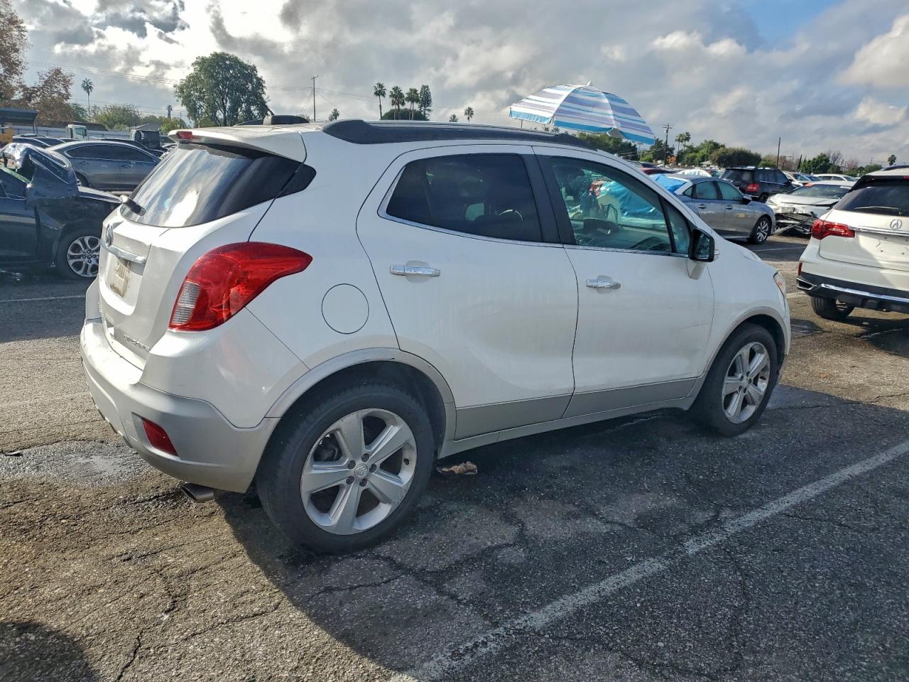 2015 BUICK ENCORE photo 3