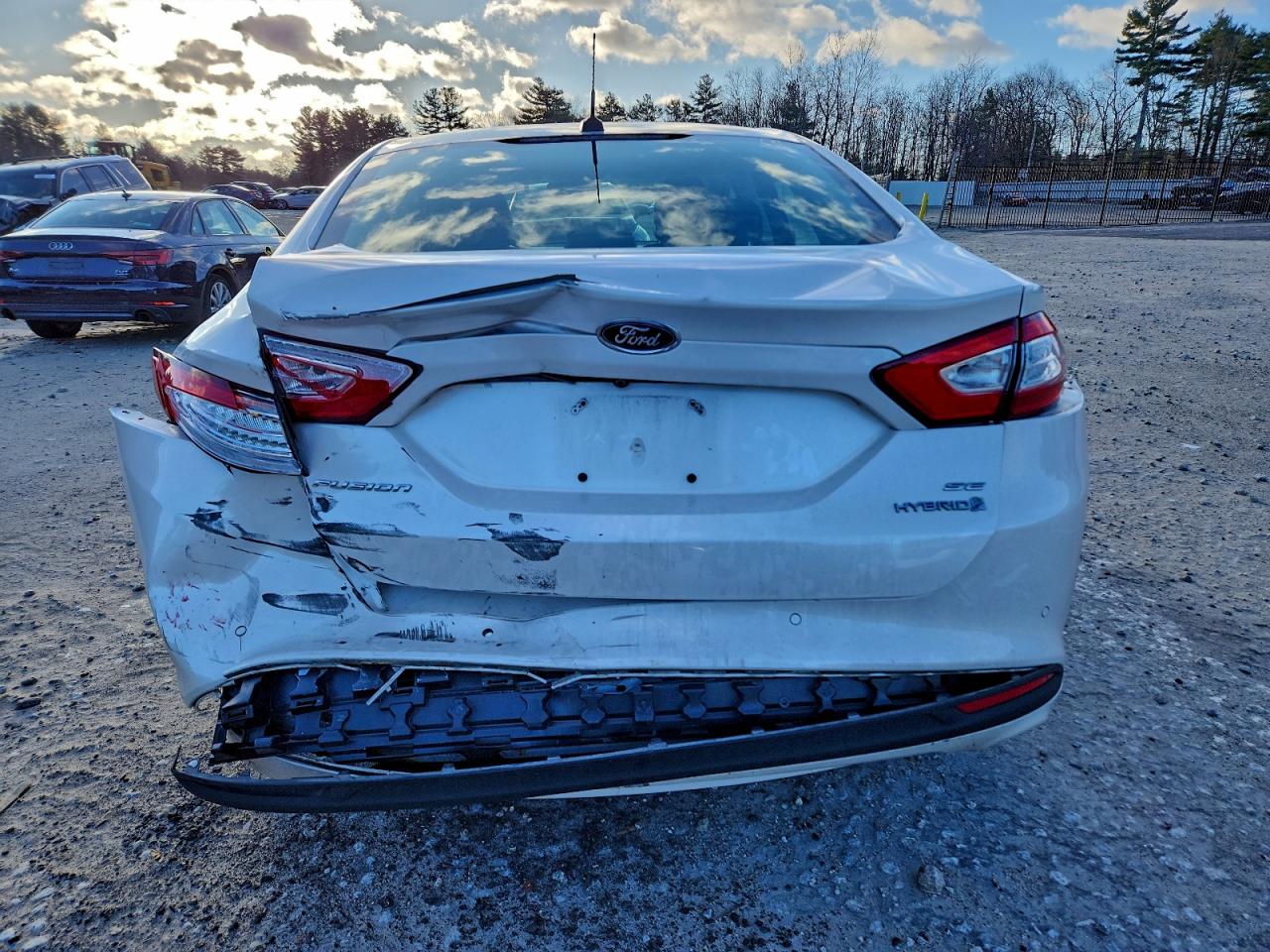 2015 FORD FUSION SE HYBRID photo 6