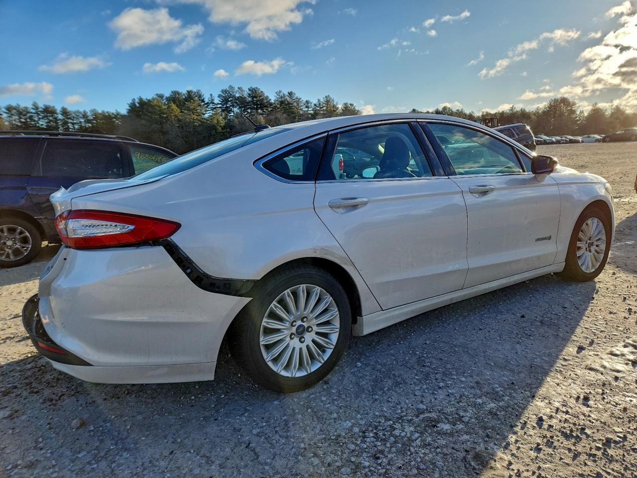 2015 FORD FUSION SE HYBRID photo 3