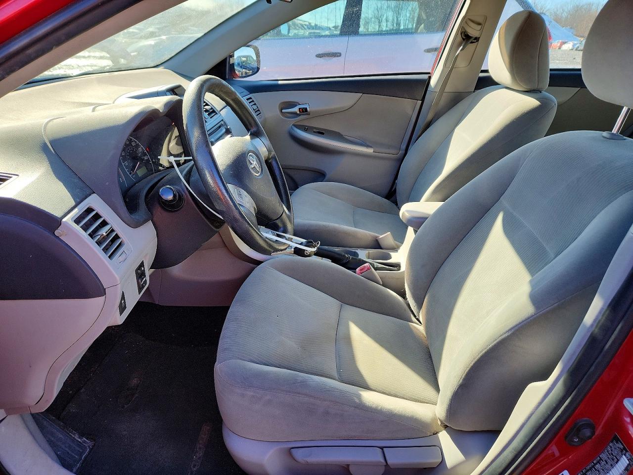 2012 TOYOTA COROLLA BASE photo 7