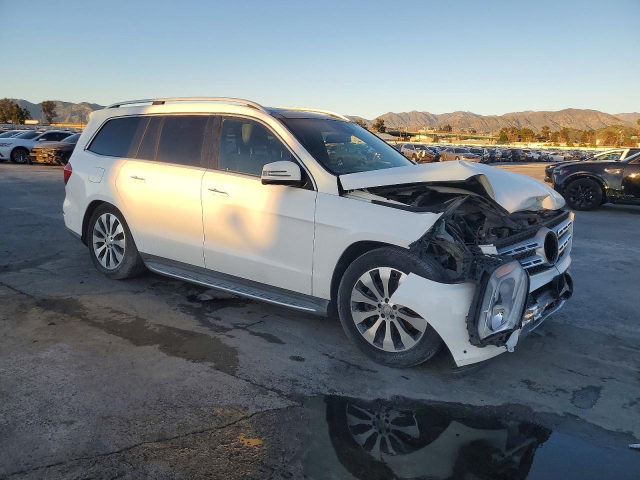 2017 MERCEDES-BENZ GLS 450 4MATIC photo 4