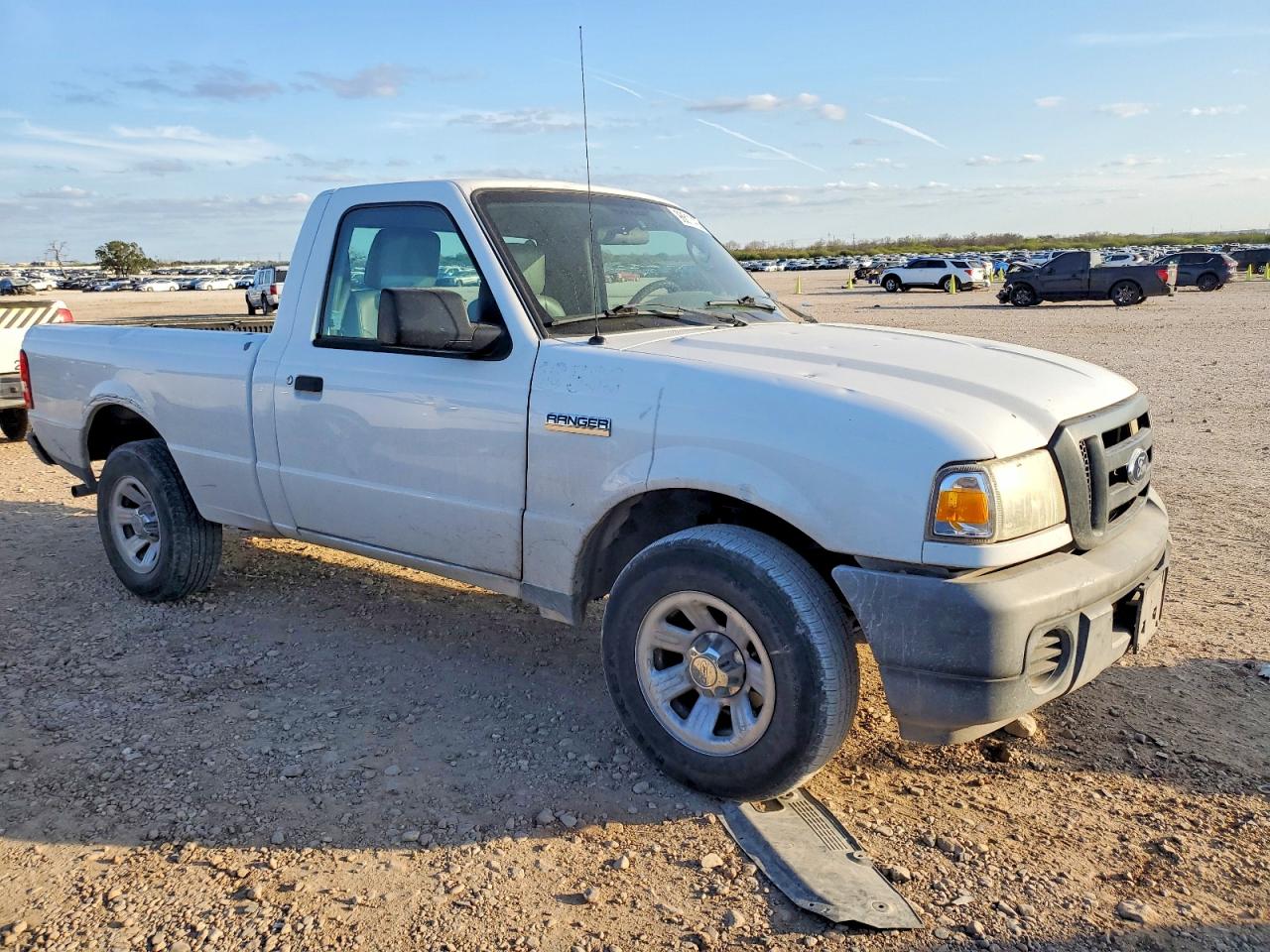 2011 FORD RANGER photo 4