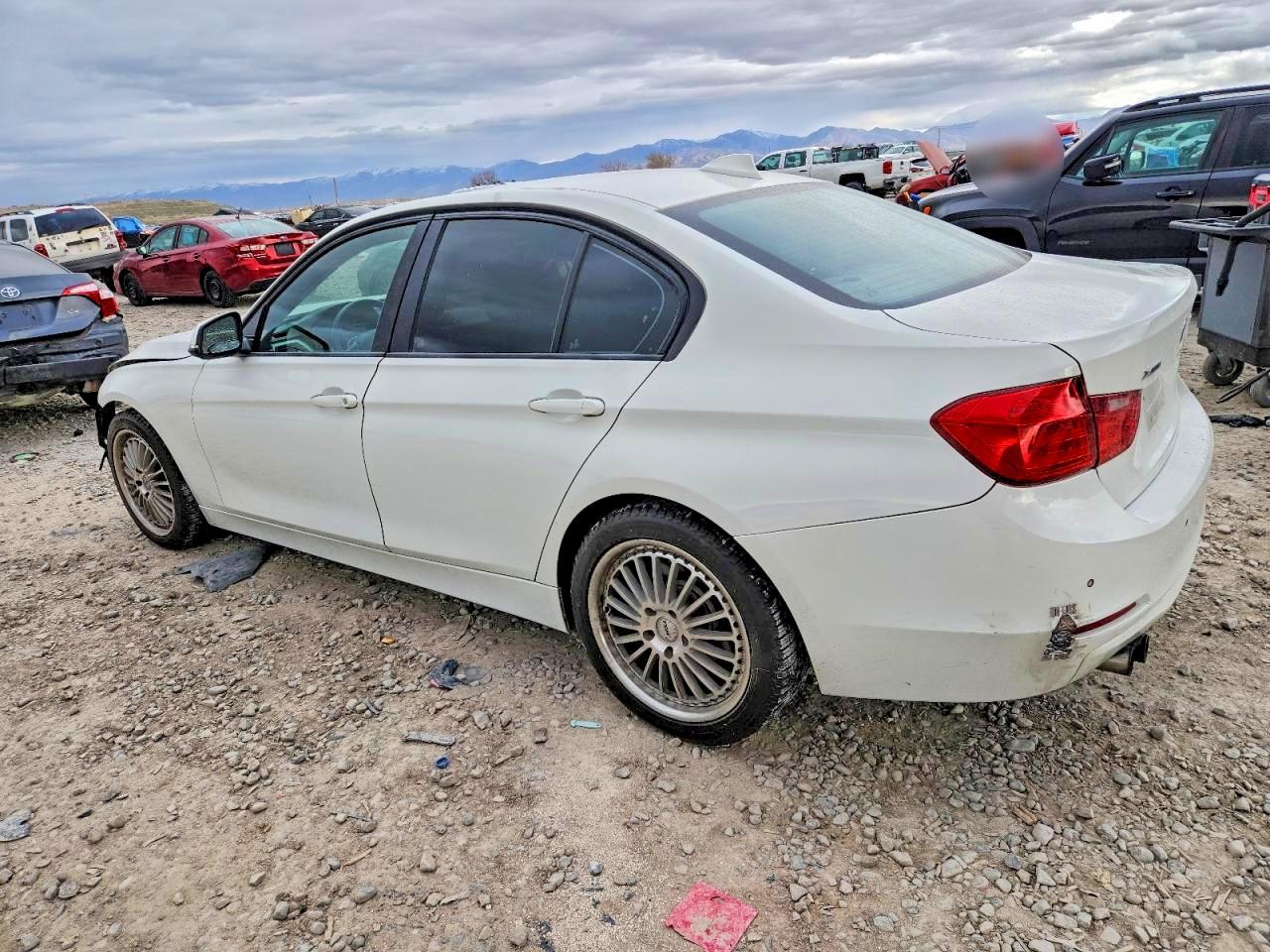 2013 BMW 328 XI SULEV photo 2