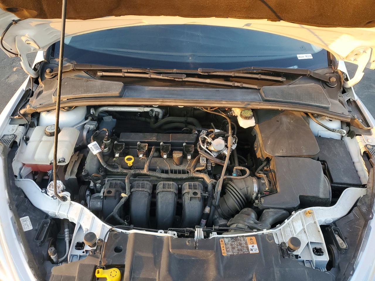 2018 FORD FOCUS SE photo 11